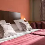 Habitacion Con Dos Camas En Hotel Ronda Lesseps